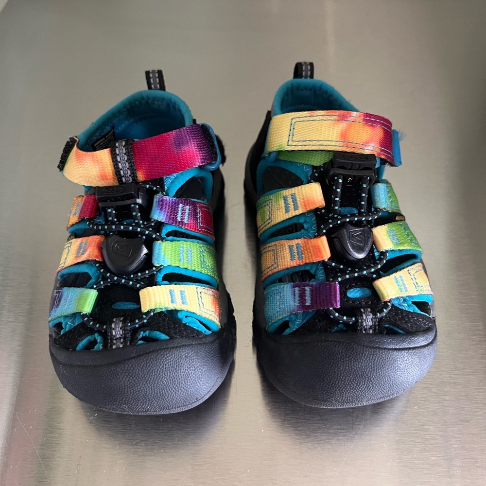 Keen Newport H2 Closed Toe Water